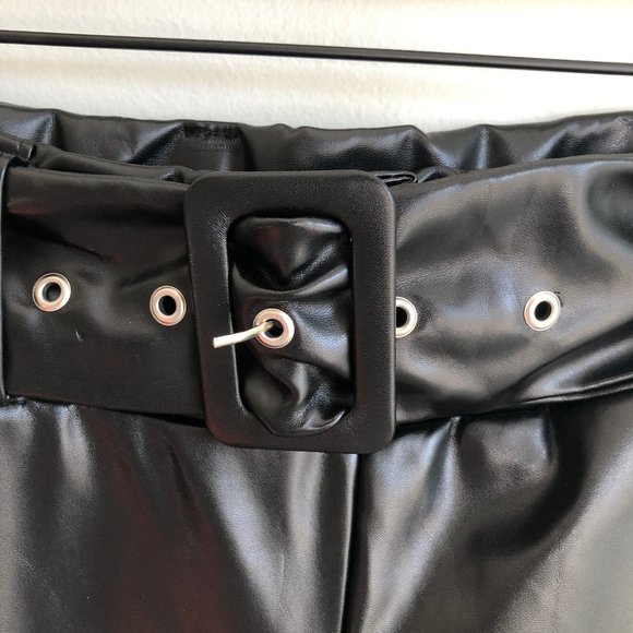 NWT PLT Black Faux Leather Belted Skinny Pants - Picture 6 of 9